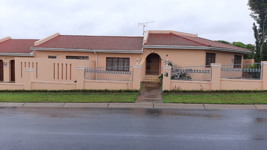 3 Bedroom Property for Sale in Club View Eastern Cape